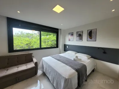 Apartamento com 1 Quarto para venda ou aluguel, 27m² no Mont Serrat, Porto Alegre