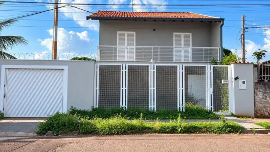Casa com 3 Quartos à venda, 207m² no Santo Antônio, Campo Grande