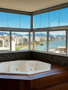 Cobertura com 4 Quartos à venda, 244m² no Agronômica, Florianópolis
