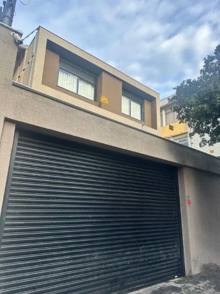 Casa com 4 quartos — Prado, Belo Horizonte