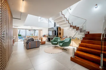 Casa com 3 Quartos à venda, 380m² no Vila Assunção, Porto Alegre
