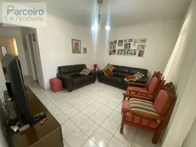 Casa com 3 Quartos à venda, 105m² no Vila Carmosina, São Paulo
