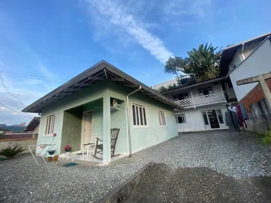 Casa com 4 Quartos à venda, 180m² no Limeira Baixa, Brusque
