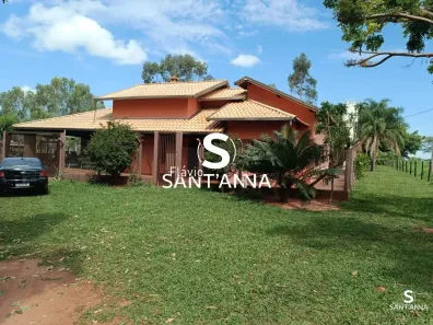 Fazenda/Sítio com 3 Quartos à venda, 2m² no Centro, Ouroeste