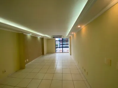 Sala Comercial à venda, 33m² no Asa Norte, Brasília