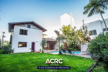 Casa com 3 Quartos à venda, 200m² no Água Verde, Blumenau