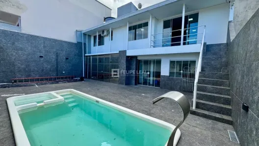 Casa com 3 Quartos à venda, 240m² no Potecas, São José