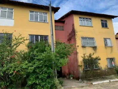 Apartamento com 2 Quartos para alugar, 46m² no Itaperi, Fortaleza
