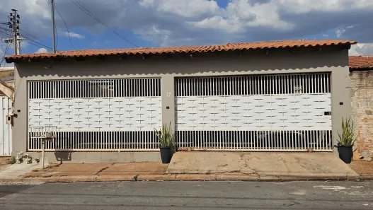 Casa com 3 Quartos à venda, 120m² no Morada da Serra, Cuiabá