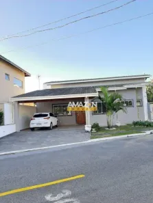 Casa de Condomínio com 4 Quartos para alugar, 168m² no , Tremembé