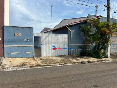 Casa com 3 Quartos à venda, 151m² no Parque Brasil, Bragança Paulista