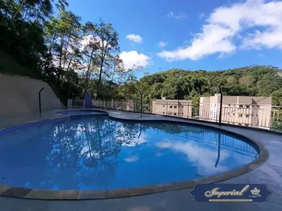 Apartamento com 2 Quartos para alugar, 62m² no Duarte Silveira, Petrópolis