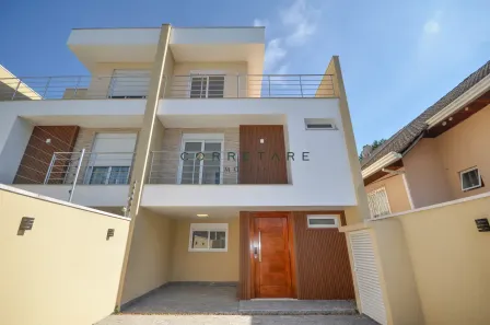 Sobrado com 3 Quartos à venda, 170m² no Santo Inácio, Curitiba