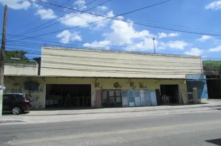 Ponto Comercial para alugar, 2100m² no Lindo Parque, São Gonçalo