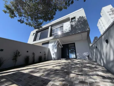 Casa com 3 Quartos à venda, 152m² no Petrópolis, Passo Fundo