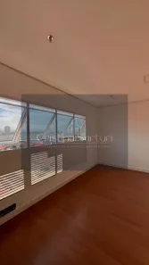 Sala Comercial à venda, 32m² no Centro, Jacareí