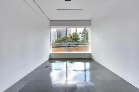 Sala Comercial para alugar, 68m² no Green Valley Alphaville, Barueri