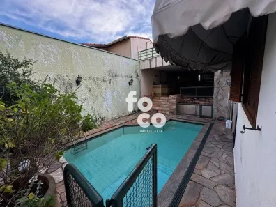Casa com 6 Quartos à venda, 494m² no Fundinho, Uberlândia