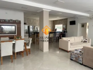 Apartamento com 2 Quartos para alugar, 200m² no Bairro Alto, Curitiba