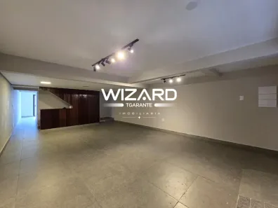 Sobrado com 3 Quartos à venda, 226m² no Vila Scarpelli, Santo André