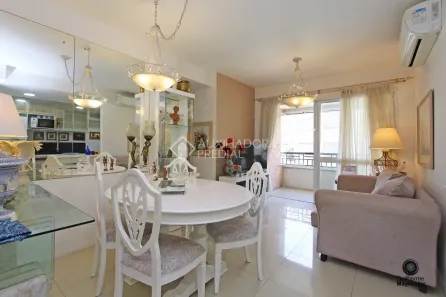 Apartamento com 2 Quartos à venda, 69m² no Passo da Areia, Porto Alegre