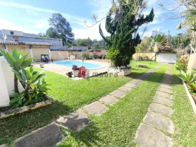 Casa com 4 Quartos à venda, 227m² no Parque Jardim da Serra, Juiz de Fora