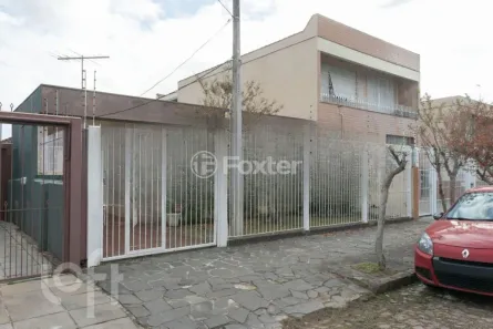 Casa com 3 Quartos à venda, 149m² no Santa Maria Goretti, Porto Alegre