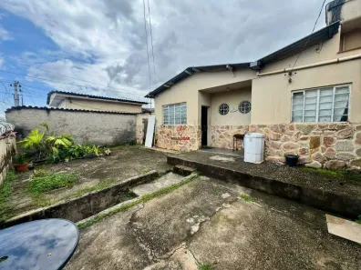 Casa com 4 Quartos à venda, 132m² no Cardoso (Barreiro), Belo Horizonte