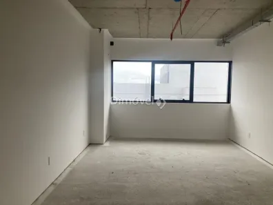 Sala Comercial à venda, 30m² no Teresópolis, Porto Alegre