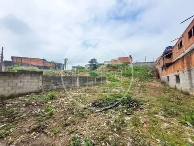 à venda, 2500m² no Jardim Três Corações, São Paulo