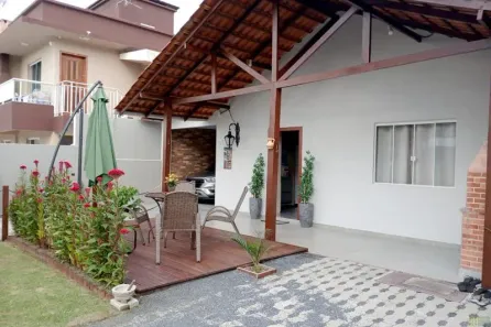Casa com 4 Quartos à venda, 140m² no José Amândio, Bombinhas