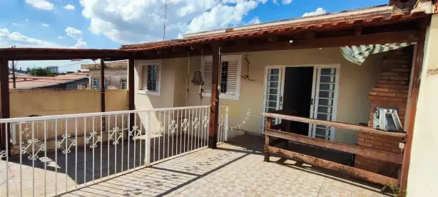 Casa com 3 Quartos à venda, 250m² no Vila Georgina, Campinas