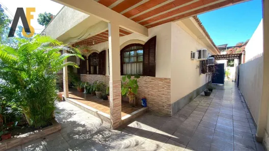 Casa com 3 Quartos à venda, 180m² no Pechincha, Rio de Janeiro
