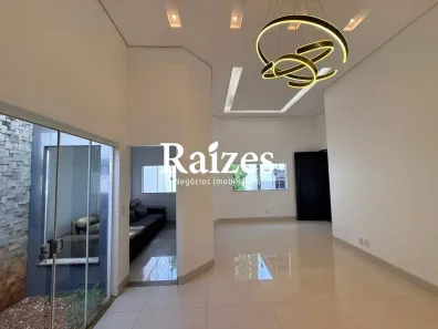 Casa com 4 Quartos à venda, 170m² no Novo Mundo, Uberlândia