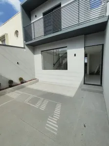Sobrado com 2 Quartos à venda, 160m² no Vila Scarpelli, Santo André
