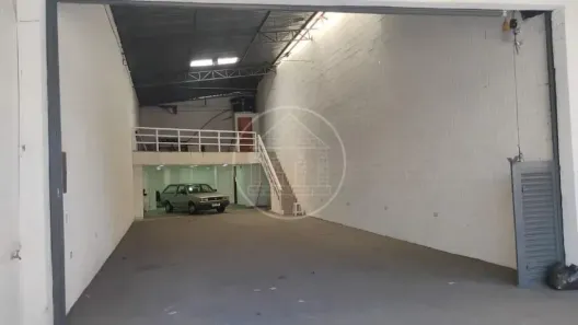 Ponto Comercial para alugar, 210m² no Jardim Casa Grande, São Paulo