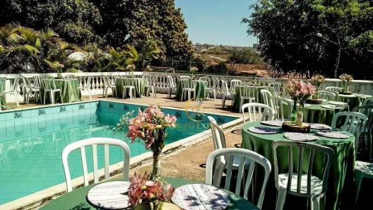 Fazenda/Sítio com 4 Quartos à venda, 2000m² no Jardim Santa Hermínia, São José dos Campos