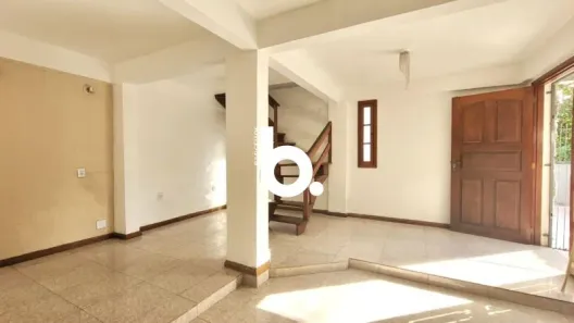 Casa com 4 Quartos para alugar, 280m² no Cristo Redentor, Porto Alegre