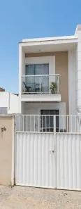 Sobrado com 2 Quartos para alugar, 45m² no Parque Novo Jockey, Campos dos Goytacazes