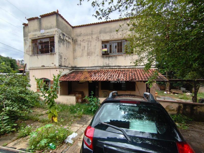 Casa com 5 quartos — Havaí, Belo Horizonte