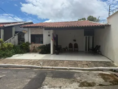 Casa de Condomínio com 3 Quartos à venda, 240m² no Cohama, São Luís