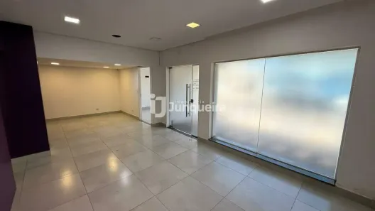 com 7 Quartos para alugar, 180m² no Cidade Alta, Piracicaba
