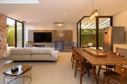 Casa com 6 Quartos para alugar, 400m² no Vila Madalena, São Paulo