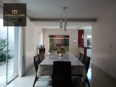 Sobrado com 4 Quartos à venda, 283m² no Vila Brasil, Anápolis