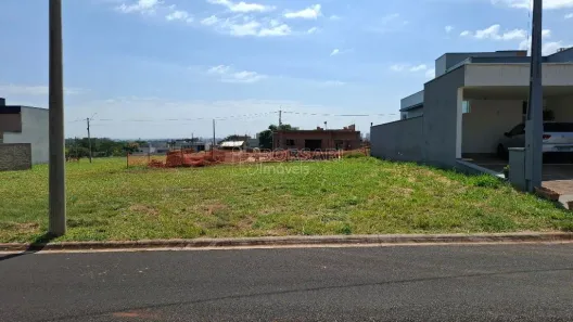 Lote/Terreno à venda, 250m² no Jardim São Camilo II, Araraquara