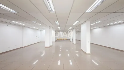 Sala Comercial à venda, 491m² no Água Verde, Curitiba