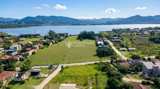 Lote/Terreno à venda, 484m² no Ibiraquera, Imbituba