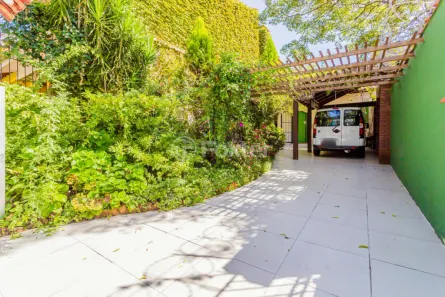 Casa com 3 Quartos à venda, 144m² no Petrópolis, Porto Alegre