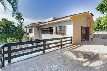 Casa com 3 Quartos à venda, 266m² no Tristeza, Porto Alegre