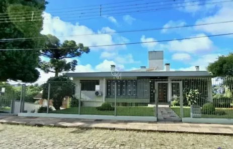 Casa com 4 Quartos para alugar, 399m² no Petrópolis, Caxias do Sul